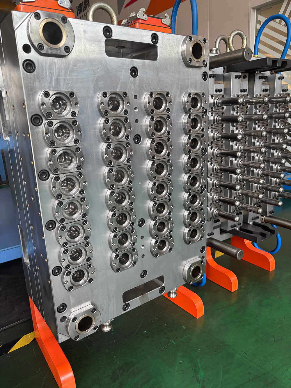 Inconsistent Preform Weight? Meto Solves the Problem with 0.3% Cavity-to-Cavity Tolerance